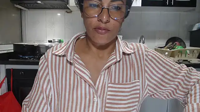 kateleyagrey's cam snapshot