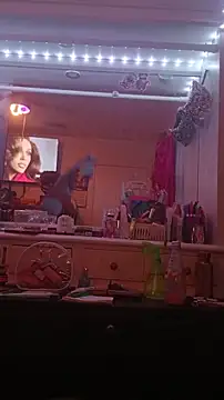 MZThang2Kute's cam snapshot