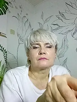 Catty_Lady's cam snapshot