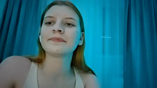 LynteriLain's cam snapshot