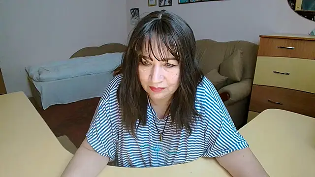 Lucretia_Goldi_'s cam snapshot