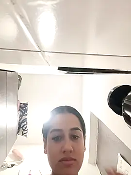 VirginPussyAnita18's cam snapshot