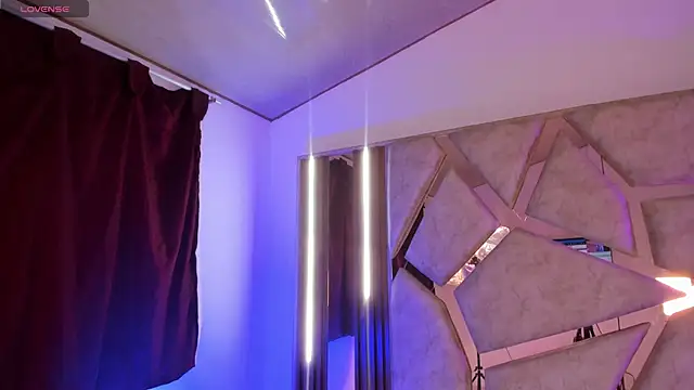 cute_emily_'s cam snapshot