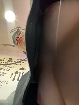 EemaHaruki's cam snapshot