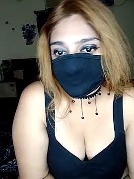 Queen-kohinoor's cam snapshot