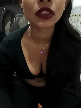 Itz_Mayra_'s cam snapshot