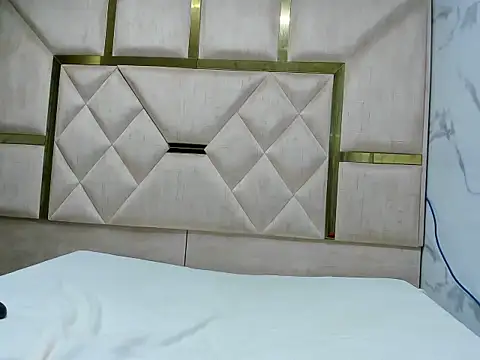 Idalis2025's cam snapshot