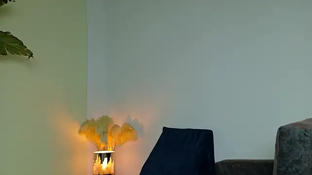 lizdevine's cam snapshot