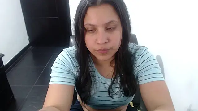 Little-rouse's cam snapshot