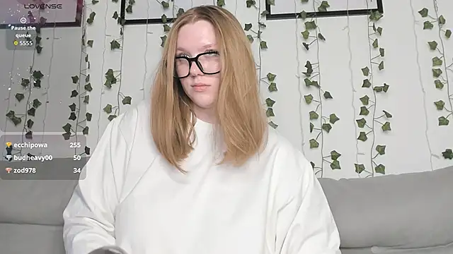 victoria_pum_'s cam snapshot