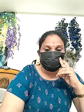 Tamil_Aathira's web cam