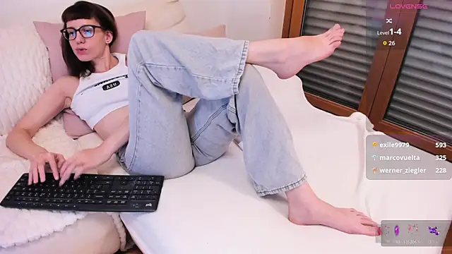 JaneLyrne's cam snapshot