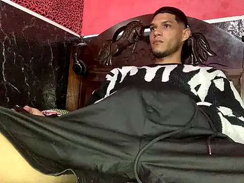 tanned_boy's cam snapshot