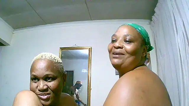 TheeBigPump live sex cam