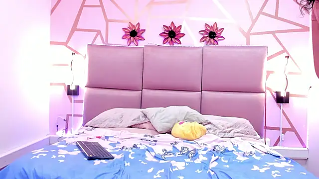 KendraLenor's cam snapshot