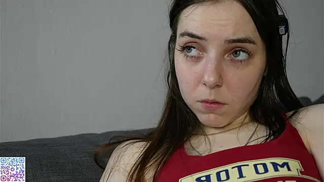 GenovesDi's cam snapshot