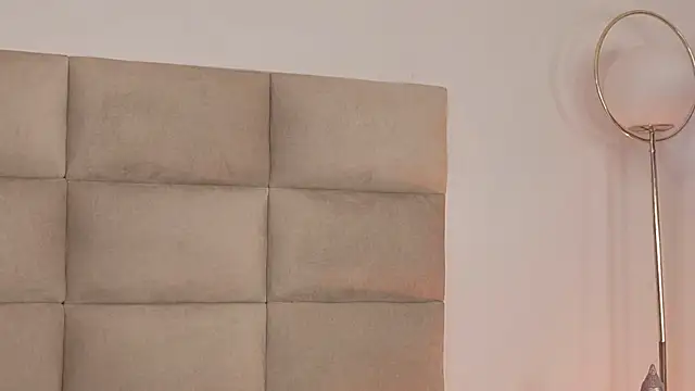 emma_brooks1's cam snapshot