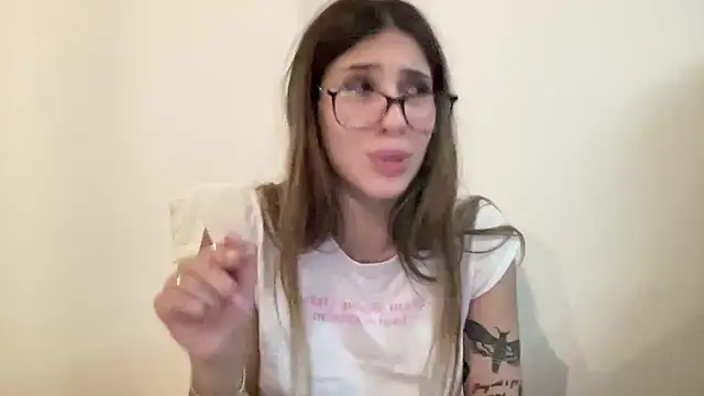 Lolykush's cam snapshot