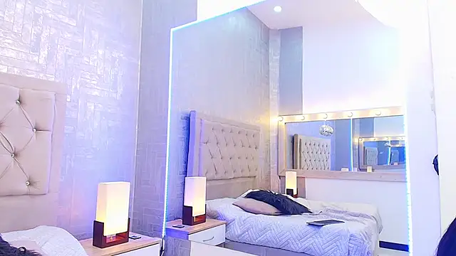 EmylyTaylor_FG's cam snapshot