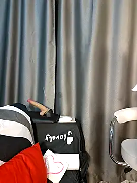 Milforja live sex cam