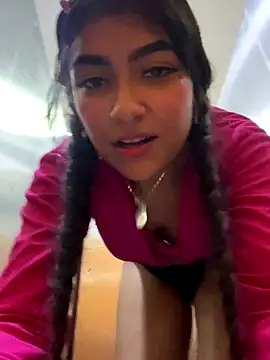 Sweed-virgin-pussy's cam snapshot