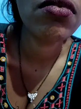 Nisha_Hindi live sex cam