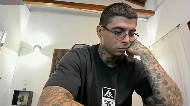 MATEO_DILUCA's cam snapshot