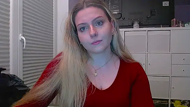 BritneySensual's cam snapshot