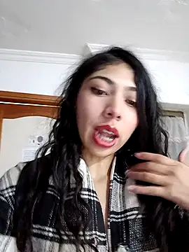 Emmaskinny's web cam