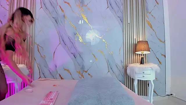 sharon_greey's cam snapshot