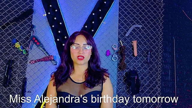 Mr_Alejandra_bdsm's cam snapshot