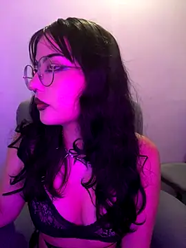 KitsuneHina's cam snapshot