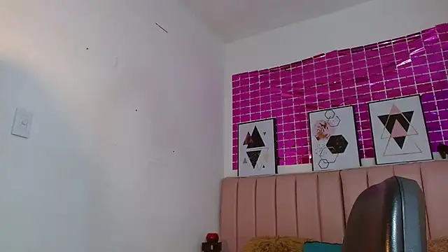 Chiara_Sweet's cam snapshot