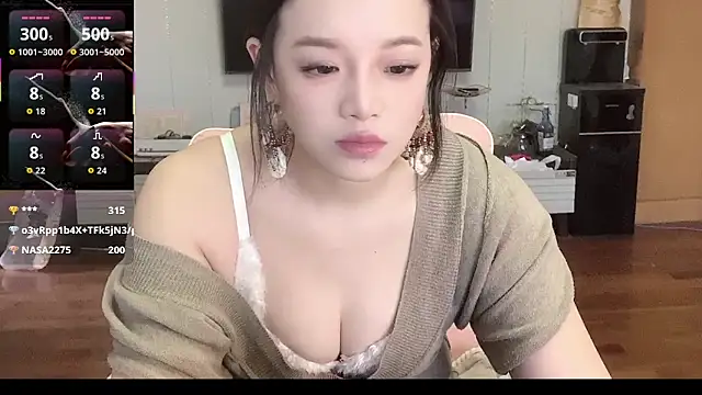 Mimi-777 live sex cam