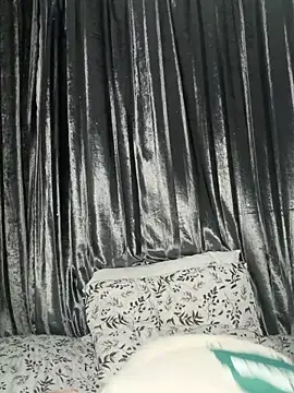 Strongqueen live sex cam