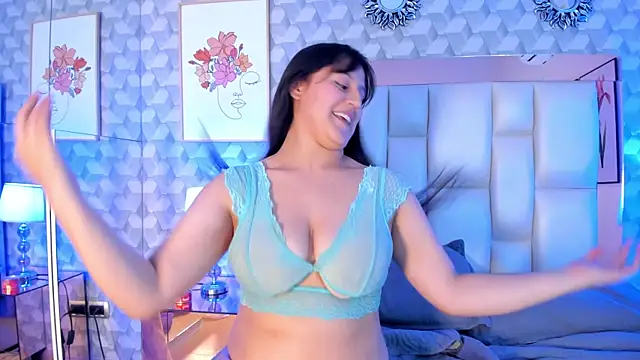 Gia_harmony's web cam