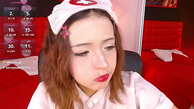 Lilaaa_1's cam snapshot