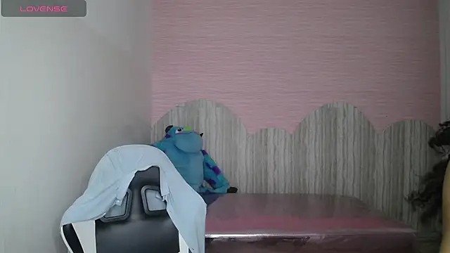 tamara_brown_t's cam snapshot