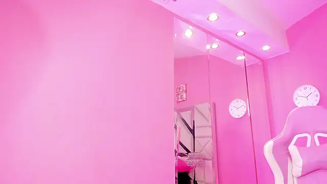 Sara_connor01's cam snapshot