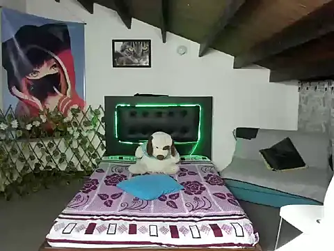 LuluKiss_'s cam snapshot