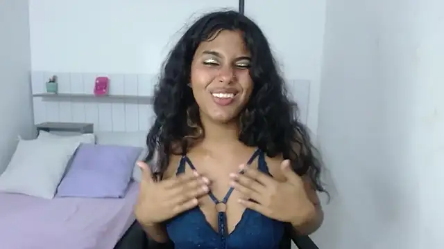 Bia_LuxBia_Lux's web cam