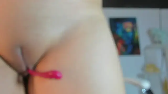 Emmy_Miller0's cam snapshot