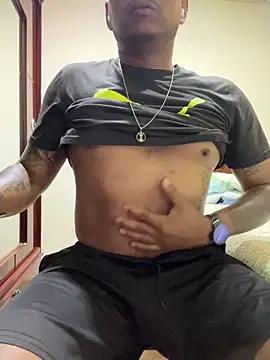 Saipadpuer30 live sex cam