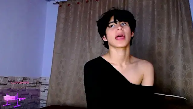 DaraKat18 live sex cam