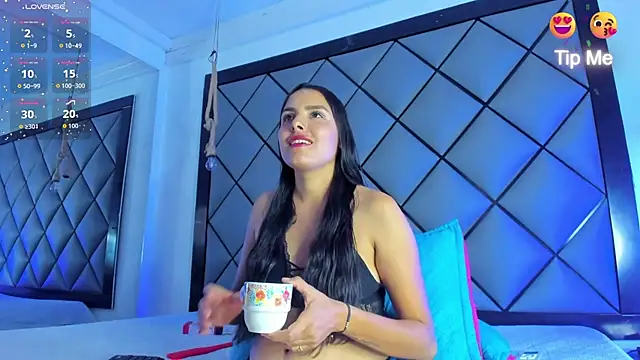 Cattalina_25's cam snapshot