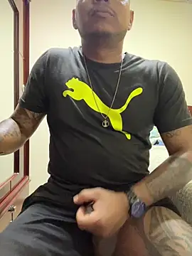 Saipadpuer30 live sex cam