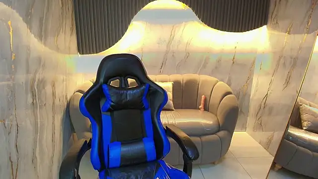 lirianne_thorne_r's cam snapshot