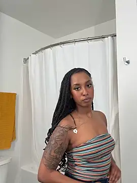 Your_Paris's cam snapshot