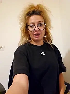 Selenna_emma's cam snapshot