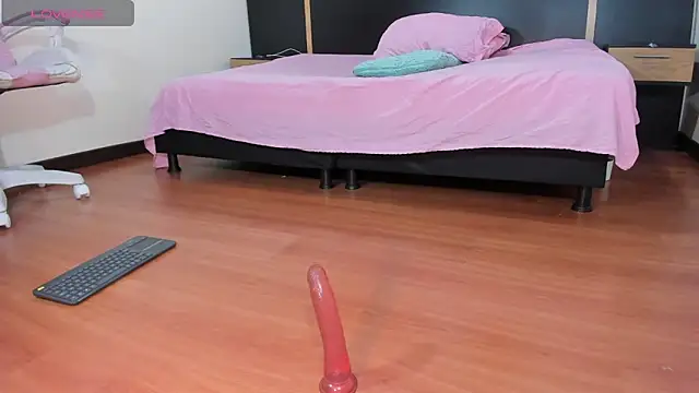 i_am_karoll's cam snapshot